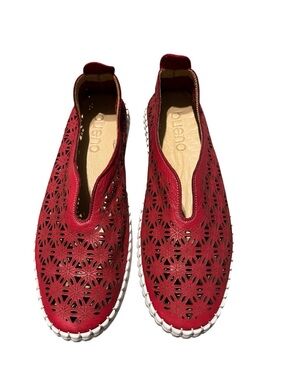 Bueno Daisy Red Leather Slip On Shoes
